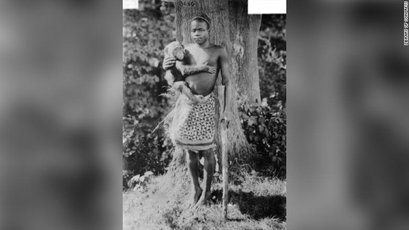 Revoltător: O grădină zoologică a ținut timp de o săptămână un african în țarcul pentru maimuțe